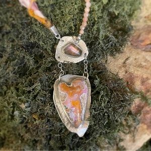 🟢SOLD. Smithsonite and sunstone necklace